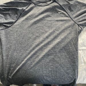 NIKE MENS SHIRT